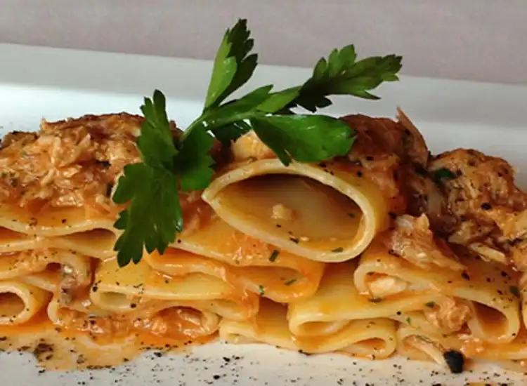 Paccheri al ragù di cernia